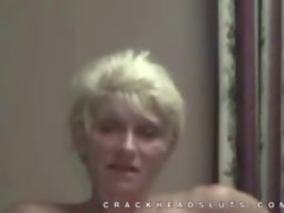 Crack Skinny Woman Chat And Turns Trick