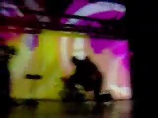 Timog amerikano babae makakakuha ng fucked sa stage sa pamamagitan ng a stripper