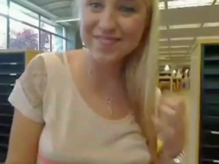 Holandês alto escola adolescent angela pleasuring herself1