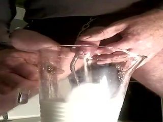 Mleko wkładanie w wał i sperma
