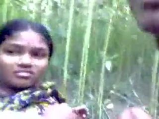 Bangali bangladeshsi darling Ενήλικος βίντεο με fellows σε παράγουν πεδίο