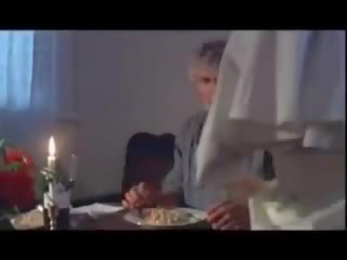 Chloë sevigny монахиня x номинално видео сцена
