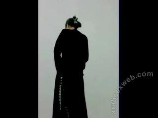 Arab danse i undertøy 02-asw1032