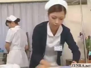 Japanisch krankenschwester practices sie handjob technik