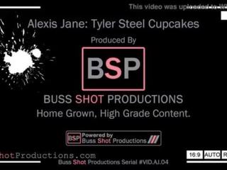 Aj.04 alexis jane & tyler steel cupcakes bussshotproductions.com inspektim