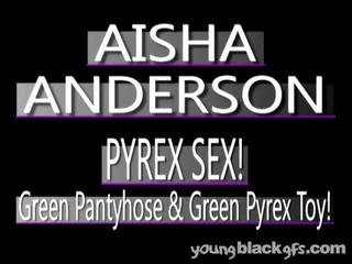 Inviting في سن المراهقة أسود سيدة aisha اندرسون