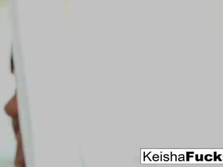 Madhështor i shkëlqyer keisha gri teases dhe fucks